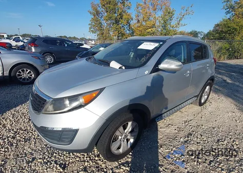 2013 Kia Sportage Lx z USA, uszkodzony, nr VIN KNDPB3A21D7423435